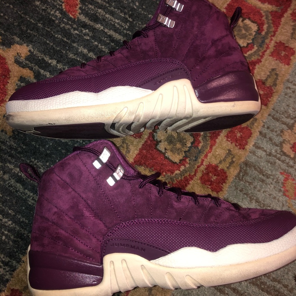 Jordan 12 Bordeaux gs